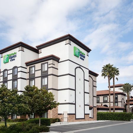 Holiday Inn Express Ontario By Ihg Creekside Ngoại thất bức ảnh