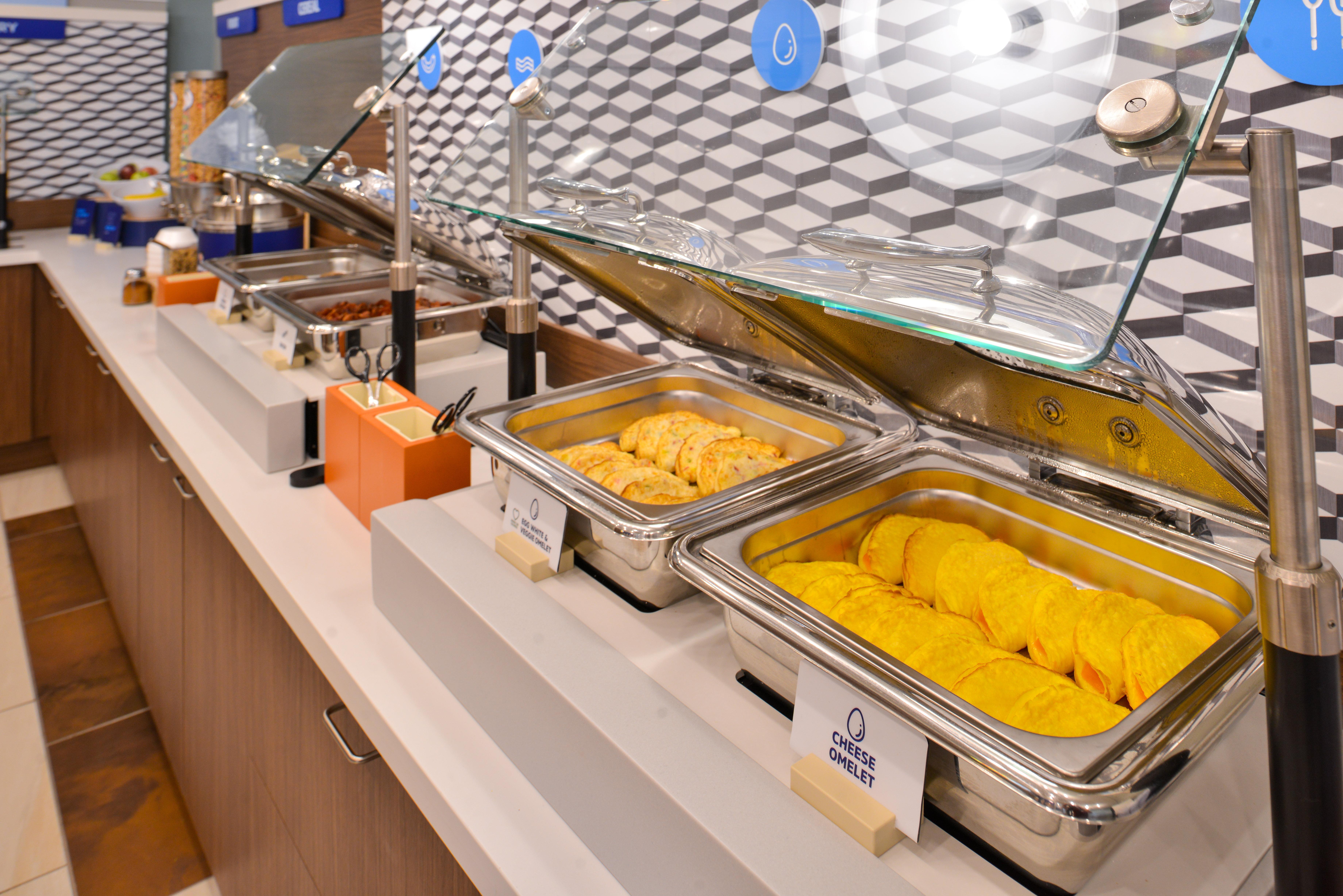 Holiday Inn Express Ontario By Ihg Creekside Ngoại thất bức ảnh