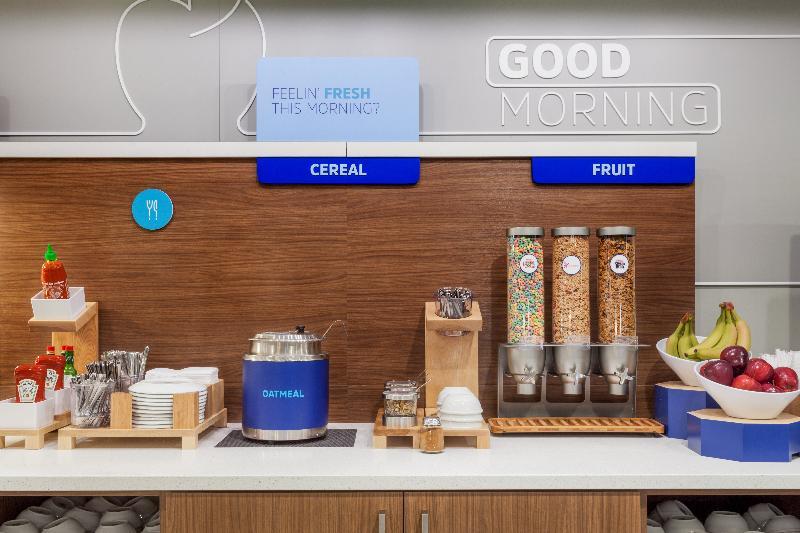 Holiday Inn Express Ontario By Ihg Creekside Ngoại thất bức ảnh